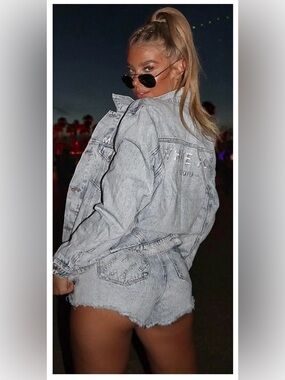 NWOT - White Fox Boutique Light Wash Jean Jacket